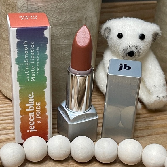 JECCA BLAC X Pride Matte Lipstick in “Play Nude” - Picture 4 of 13